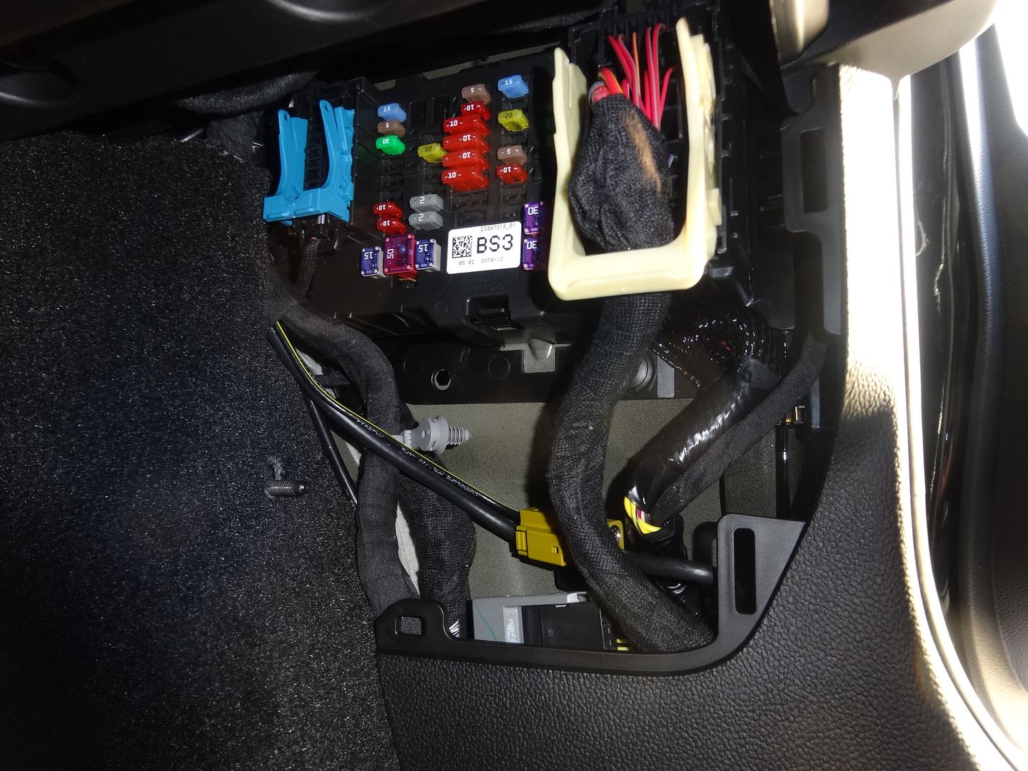 Continuous Power to Power Outlet (APO/RAP) outlets/USB Chevy Colorado